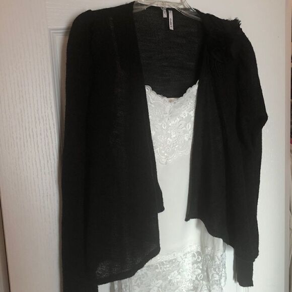 Maurices cardigan floral shoulder, L - Picture 3 of 9